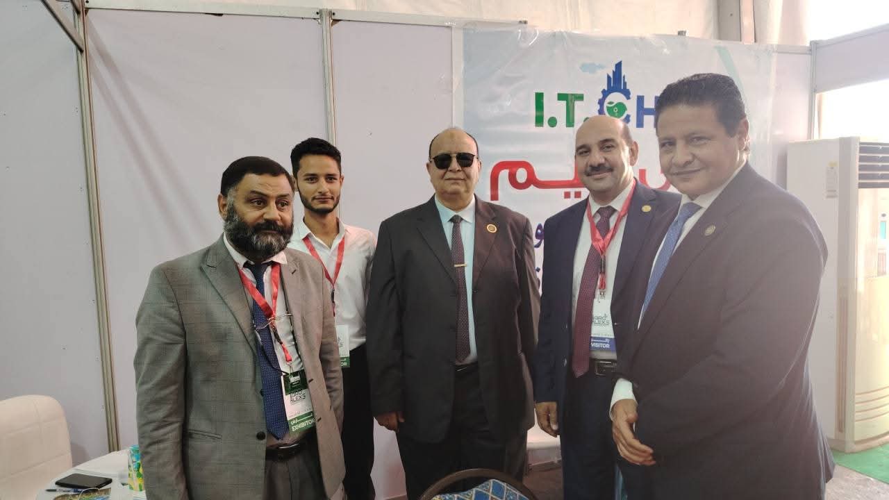 مع السفير مصطفي الشربيني سفير الامم المتحدة لاستدامه والبصمة الكربونية 